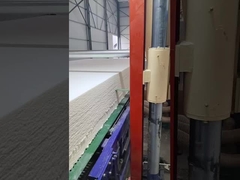 熱隔熱材料 泡ブロック分割機 柔らかいベルト 吸着切断機 泡分割機 2150mm