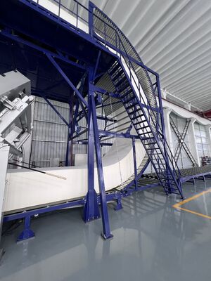 高精度PUフーム切断機 0.6-5mm±0.1mm精度と60-130m/min 1300mmの高さの速度