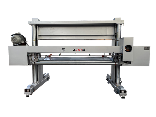 高精度PUフォーム切断機（速度0-120m/分、許容誤差±0.06mm、幅1500-2200mm）